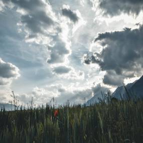 view of a cloudy sky