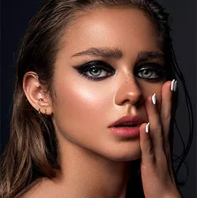 Eye, Lips & Mouth Enhancement
